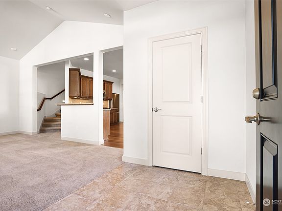 4th image of 3721 Kinsale Lane SE