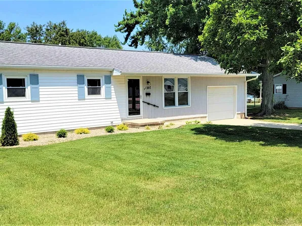 1207 NE 4th St, Washington, IN 47501