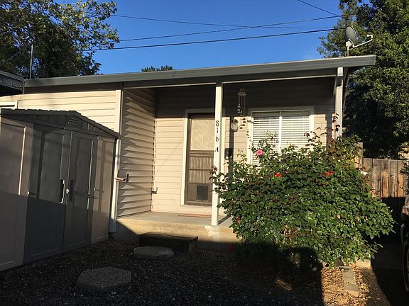 5th image of 816 Center St #A