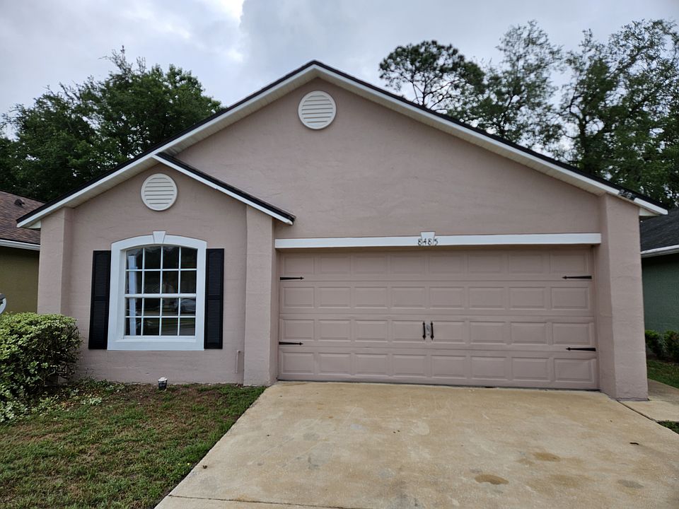 1st image of 8485 English Oak Dr