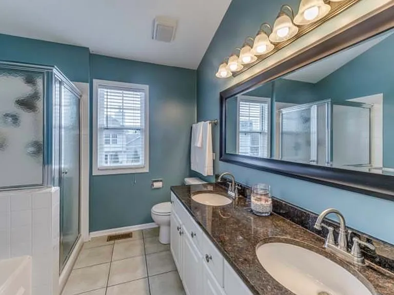 705 Pinehurst Ln — Photo 20