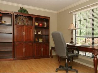 15 Woodelves Pl, Spring, TX 77381