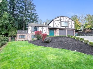 2150 Valley Ct, West Linn, OR 97068