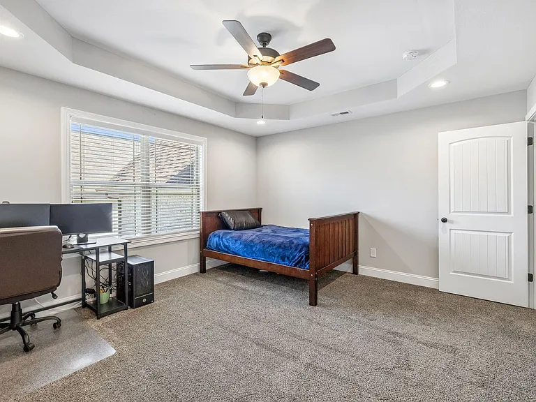 8325 Turnbull Dr — Photo 33