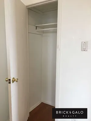 Rented by BRICK & GALO REALTY CORP | media 27