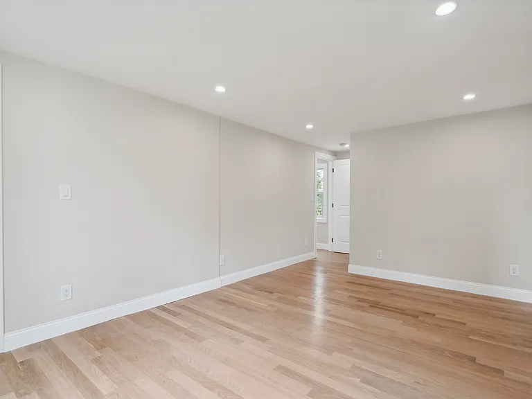 9 Richard Rd — Photo 15