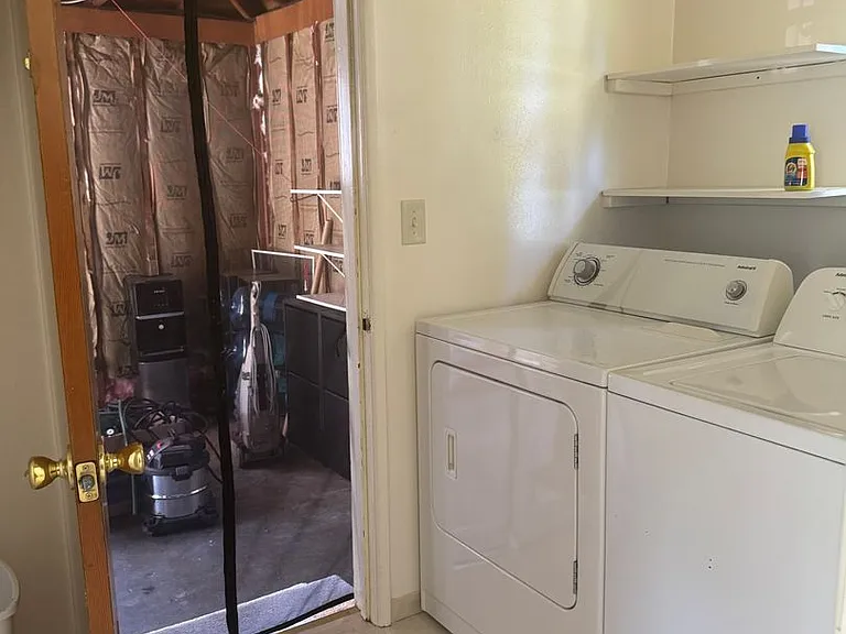 9728 Lake Steilacoom Dr SW — Photo 10