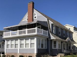 105 S Melbourne Ave, Ventnor, NJ 08406