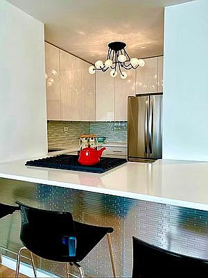 4th image of 7 E 14th St APT 1108