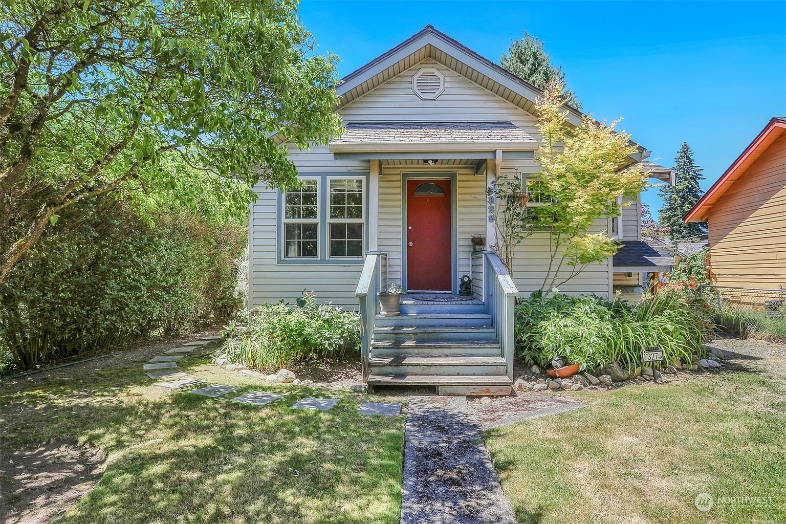 7329 31st Avenue SW photo 1