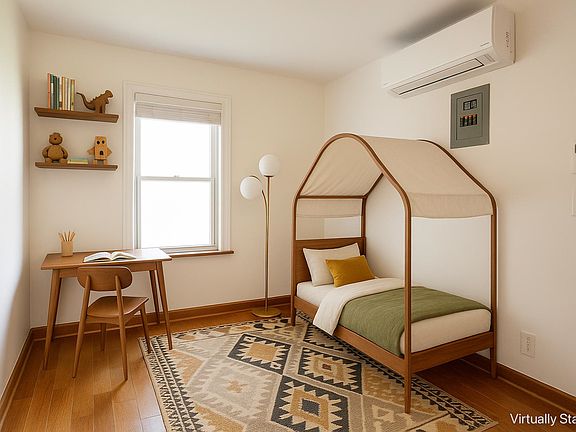 4th image of 187 Huntington St #2