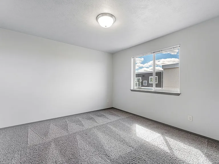 Whisper Ridge Commons — Photo 101