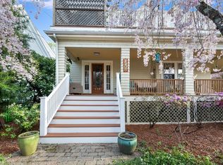 458 Woodward St, Newton, MA 02468