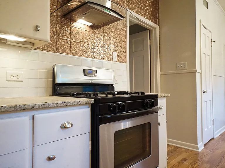 149 Downing Dr — Photo 10