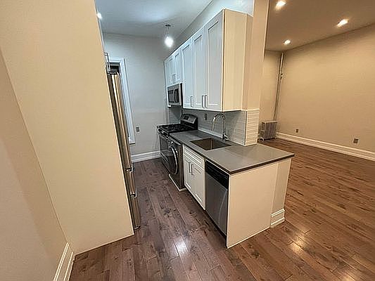 1st image of 8001 21st Ave #6
