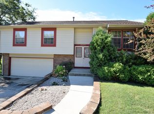 S76W19917 Prospect Dr, Muskego, WI 53150