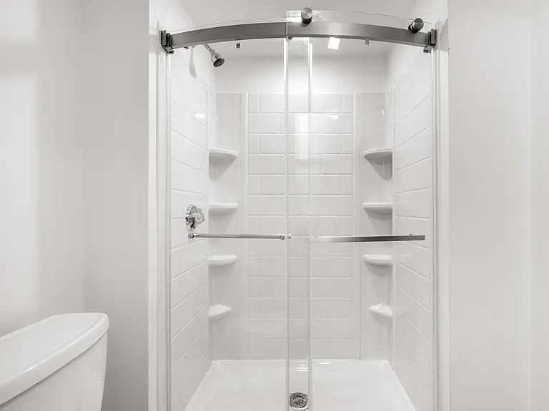 18 Benedict St #10 — Photo 4
