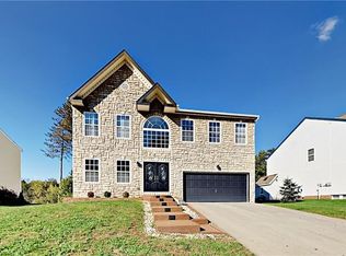 219 Macduff Ct, Gibsonia, PA