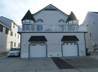 222 77th St #W, Sea Isle City, NJ 08243
