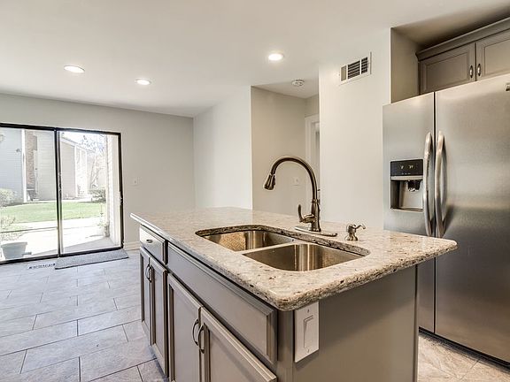 4th image of 6156 Palomino Ct #1
