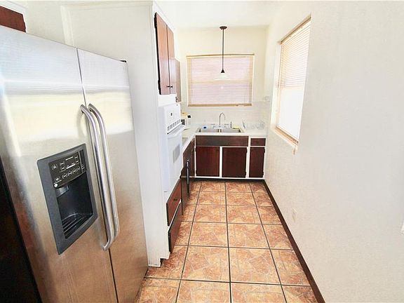 3rd image of 6654 Cypress Dr