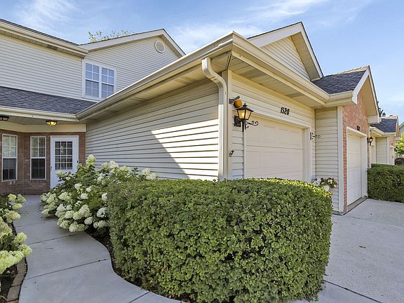 3rd image of 1520 Golfview Ct