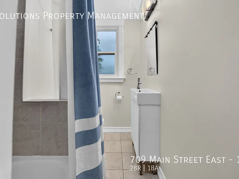 709 Main St E #11 — Photo 14