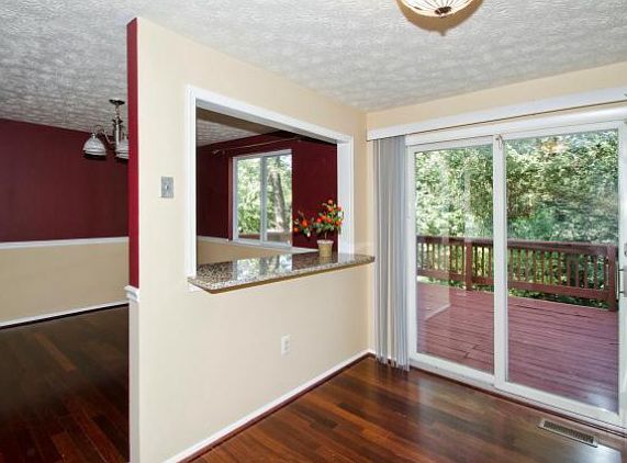 4th image of 10613 Whiterock Ct