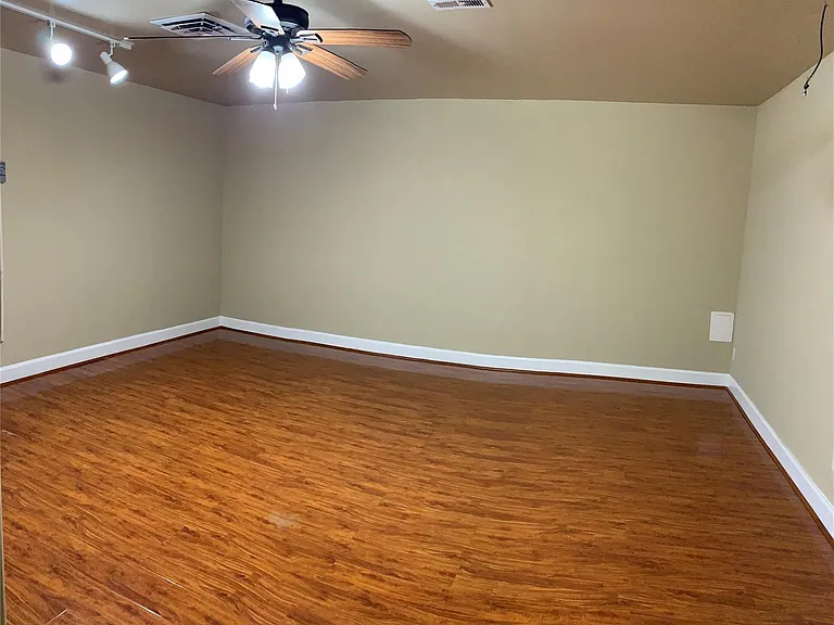 5603 Sunfall Bend Ln — Photo 15