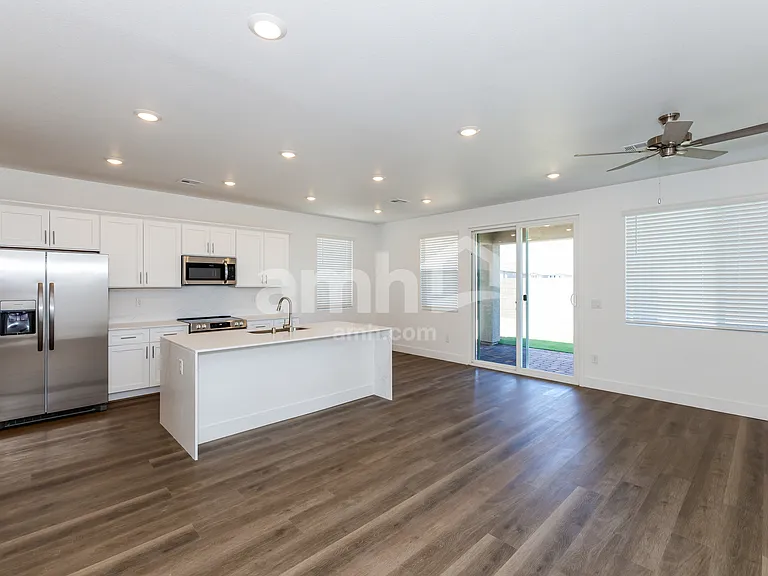 9572 Marchmont Rd — Photo 5