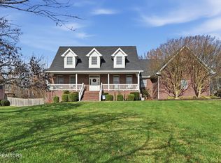 6137 Edmondson Ln, Knoxville, TN 37918