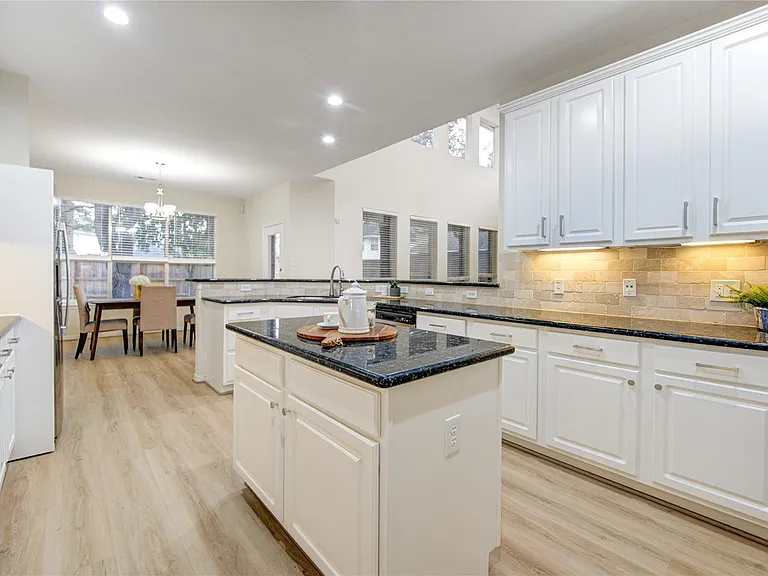 2327 Centerbrook Ln — Photo 12