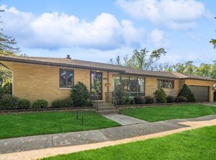 434 S Edgewood Ave, Lombard, IL 60148