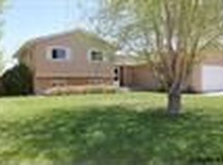 426 Sagebrush Dr, Worland, WY 82401