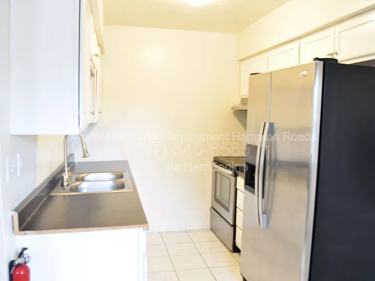 4670 Kincaid Ave #F — Photo 7
