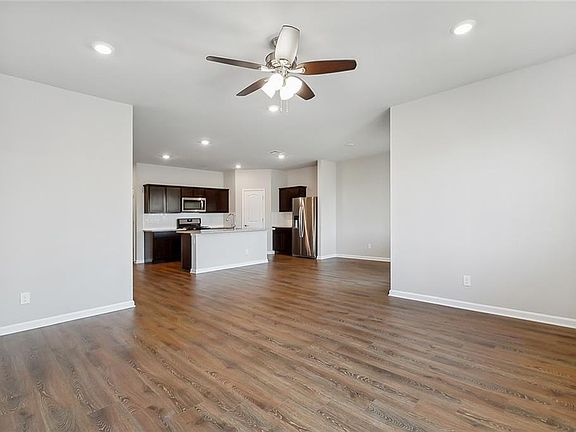 3rd image of 5275 Cypress Branch Dr