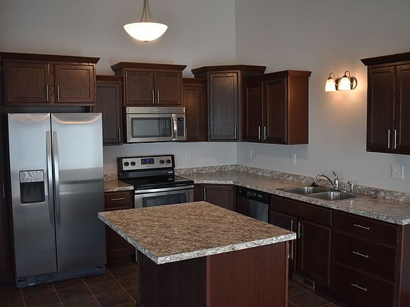3rd image of 1337 12th St W #0