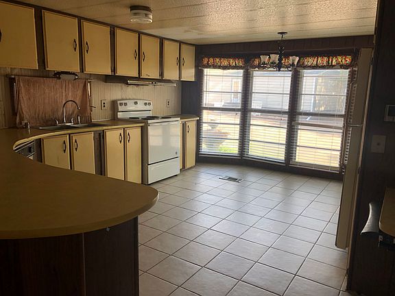 5th image of 3301 W 2nd St Lot 35