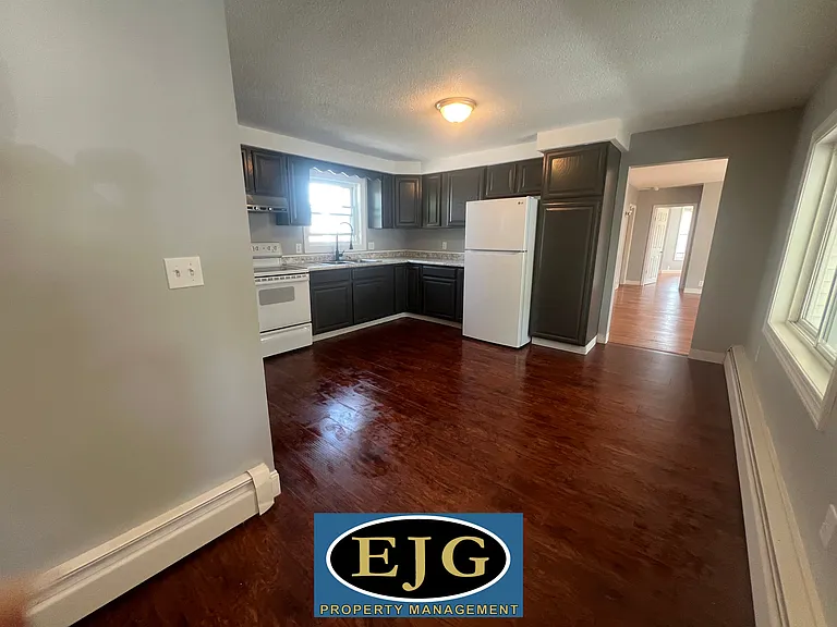 236 Jewett St #1 — Photo 3