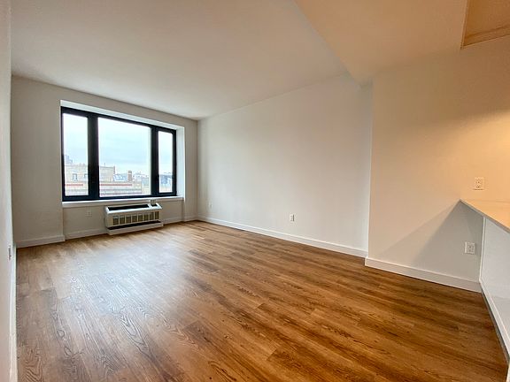 3rd image of 409 Eastern Pkwy APT 413