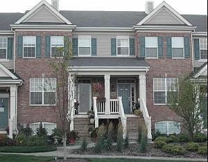 2nd image of 262 Broadmoor Ln