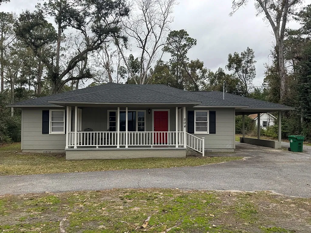 3 bed, 2.0 bath, 1754 sqft, $1,700 — Photo 2