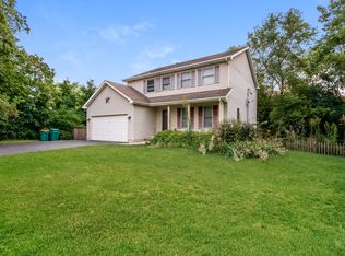 1821 Belle Plaine Ave, Gurnee, IL 60031