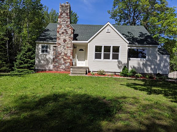 Quiet setting close to town