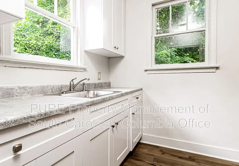 2511 Chestnut St — Photo 8