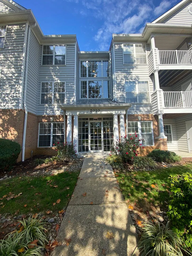 Beautiful Condo in Annapolis — Photo 1