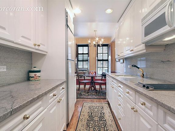 4th image of 245 E 72nd St APT 2B