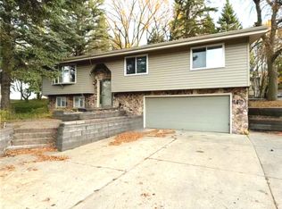 1000 16th St NE, Willmar, MN 56201