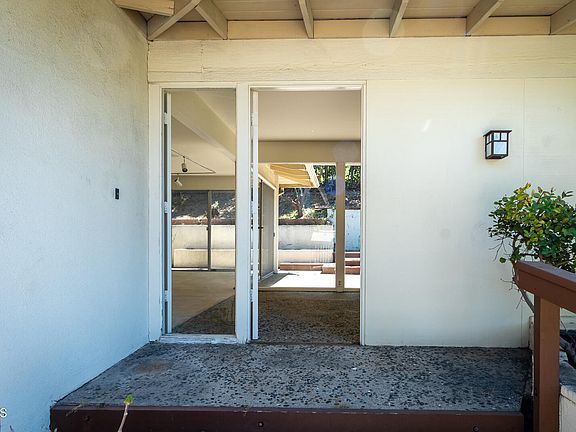 3rd image of 635 Westbridge Pl
