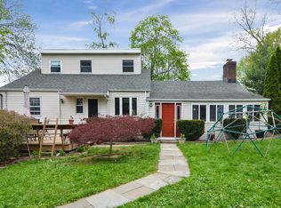 31 Crosshill Rd, Mahopac, NY 10541